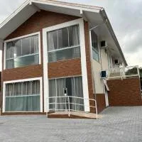 Frūhling Haus - Apartamentos, hotel di Pomerode