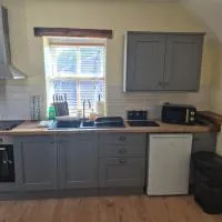 The Bluebell Rest - Maesbury Oswestry، فندق في Ball