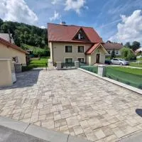 Apartmán pod Veľkou Račou, хотел в Ошчадница