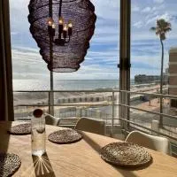 Beachfront Apartments by Beach Collection Winelands, hotel v destinaci Strand