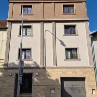 Modern 3-room apartments in a new building, hotel di Levice