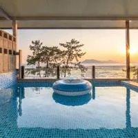 Yeosu Fisterra Spa Poolvilla, hotel a Yeosu