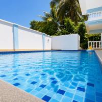 Resort Blue Cent Beach on Candolim Goa, hotel i Candolim