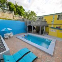 Barefoot Apartments, hotel a Roseau