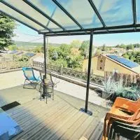 Au pied de la Forêt ! โรงแรมในโอโยนนักซ์