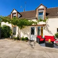 Cozy home near the château & nautical base, hotel en Cepoy