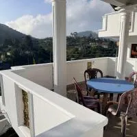 Drizzle Ridge Villa، فندق في نوارا إليا