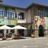 Don Santiago Ramon y cajal, hotel a Petilla de Aragón