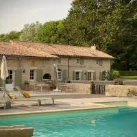 Maison Girardine, hotell i Rauzan