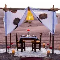 Merzouga Royal Camp, hotelli kohteessa Merzouga