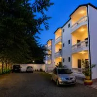 Hotel Bar Restaurant MANI، فندق في فيليبوجي