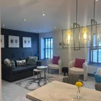 The Penthouse Luxury Central Apartment, hotel v destinácii Glossop
