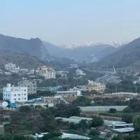 The High View Hotel - ذا هاي فيو – hotel w mieście Al-Baha