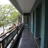 JP Residency, near to Isha, Adhiyogi & Karunya, hotel ad Alāndurai