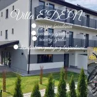 VILLA EDEN USTKA- CENISZ SOBIE CISZĘ I BŁOGI SPOKÓJ, WYPOCZYNEK tylko DLA DOROSŁYCH, POKOJE Z BALKONAMI I TARASAMI,PARKING W CENIE !, hotel en Ustka
