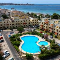 Itadhome - Coral Beachside with pool and private parking, hotel u gradu Algero