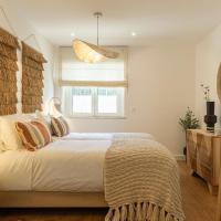 SeaYa Cascais Apartment in the Heart of Cascais, hotel em Cascais