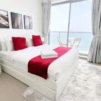 Beautiful Sea View Apartment, хотел в Рас ал-Хайма
