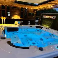 Bambuus Garden & Spa, hotel u gradu 'Drăgăşani'