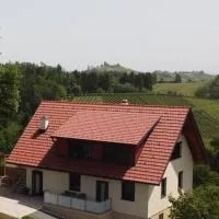 Ferienwohnungen Kumpitsch am Poharnigberg - Eorykogel, hotell sihtkohas Leutschach