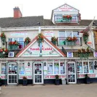 La Tavola Calda Hotel, hotel em Nuneaton