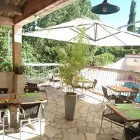 HOTEL 3 étoiles NN "LOU CIGALOUN", hotel din Saint Antonin du Var