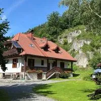 Opalówki, hotell i Ojców