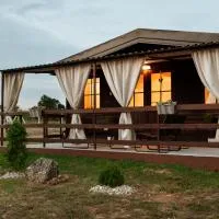 Kuća pod zvijezdama, hotel u gradu Gromačnik