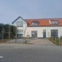 Vakantiehuis Remise, khách sạn ở Terneuzen
