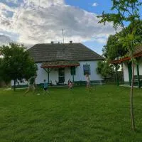 Konyhadűlő Vendégház, Hotel in Kiskunmajsa