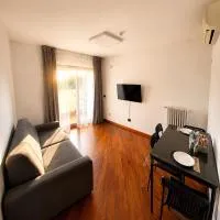 Del Console Apartment - Near Bari Airport & Station, hotel em Modugno