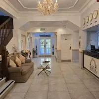 Maya Hotel, hotel em Luton