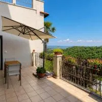 La Terrazza B&B, hotel in Grotte di Castro
