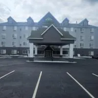 Wingate Suites by Wyndham Youngstown - Austintown, hotel di Youngstown