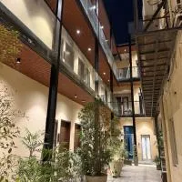 Hamsun Shahrah-e-Faisal, hotel Karacsiban