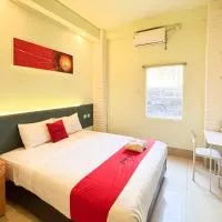 Madiun में, होटल RedDoorz near Alun Alun Madiun