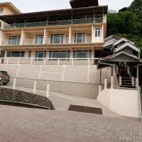 CLOUDS Hotel and restaurant: Gangtok şehrinde bir otel