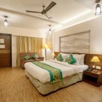 Treebo Five Elements with Swimming Pool, hotell i Lonavala