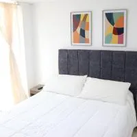 Lindo apartaestudió cerca avenida de los estudiantes y universidades apto 301, hotel Pastóban