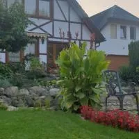 Vermietung auf dem Berg, hotel v destinácii Bestensee