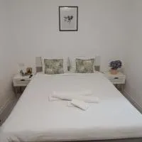 Alex House, hotel Fogarason