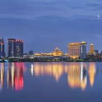Wyndham Grand Plaza Royale Jimei Xiamen, hotel a Xiamen