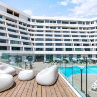 sea side של רשת Stay - דירת סטודיו יוקרתית עם נוף לים ובריכה מחוממת דקה מהחוף, מלון באילת