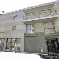 Apartment Les all&eacute;es du Cap-2 by Interhome, готель в Антібі