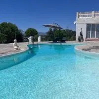 Villa Raziel, hotel u gradu 'Cártama'