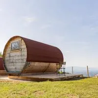 Panorama Schlaffässer Südsteiermark - Kastanien- & Heidelbeerhof Klein Isaak, hotel em Hardegg