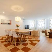 Stylish Oceanfront 3-Suite Retreat by HostWise, hotel en Oporto
