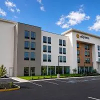 La Quinta Inn & Suites by Wyndham Roanoke Hollins/I-81، فندق في رونوك