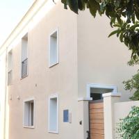 Nann&agrave;i Guest House, hotel em Tortol&igrave;