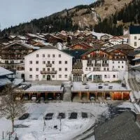 Hotel Gasthof Unterwöger, hótel í Obertilliach